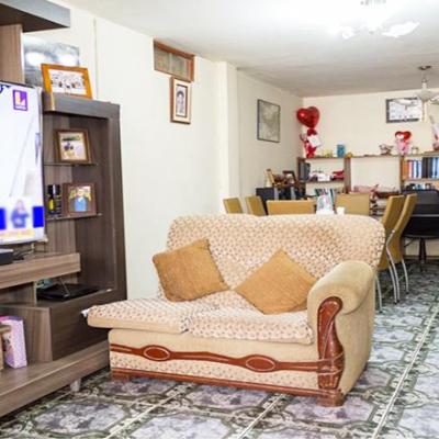 VENTA DE CASA DE 3 PISOS EN LA URB. LA PRIMAVERA